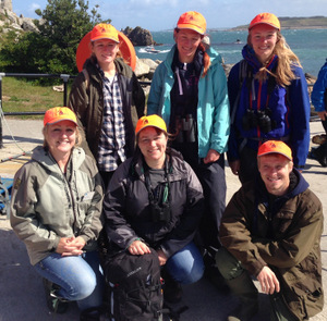 IOSSRP_Seabird_survey_team-001.JPG