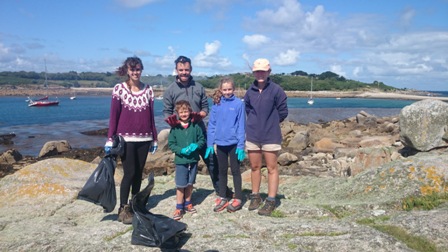 beach_family.jpg